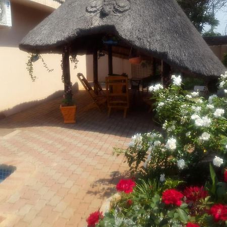 Tintech Bed&Breakfast Francistown Exterior foto
